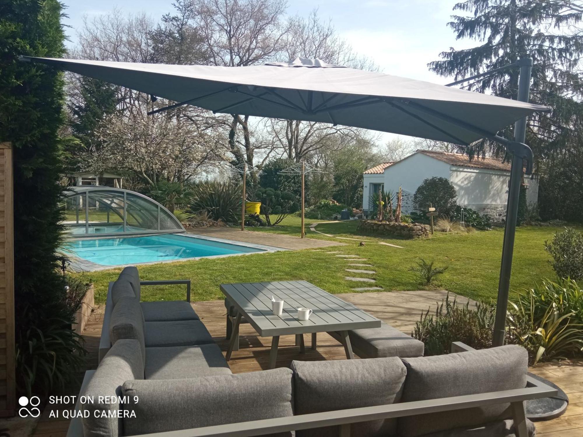 مبيت وإفطار Le Champ-Saint-Pere Mas Des Vignes Piscine Chauffee المظهر الخارجي الصورة